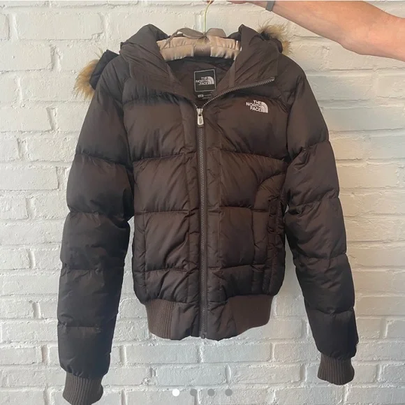 Kendall Jenner The North Face Puffer 700 Brown CONSIDERING SELING